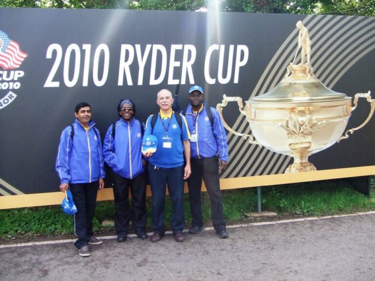 ZNVA volunteers at ryder cup golf 2010 jpg c